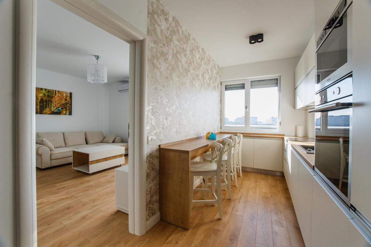 Fantastic Apartment At Prima Residence Oradea Extérieur photo