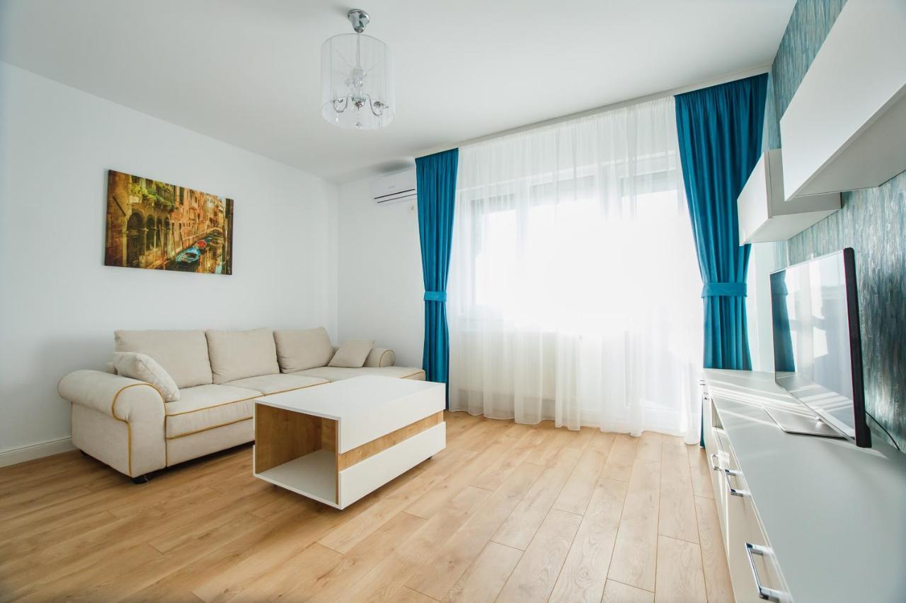 Fantastic Apartment At Prima Residence Oradea Extérieur photo